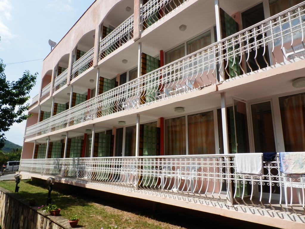 Olimpia Supersnab Hotel 巴尔奇克 外观 照片