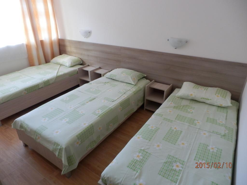 Olimpia Supersnab Hotel 巴尔奇克 客房 照片